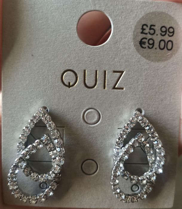 Quiz kolczyki nowe