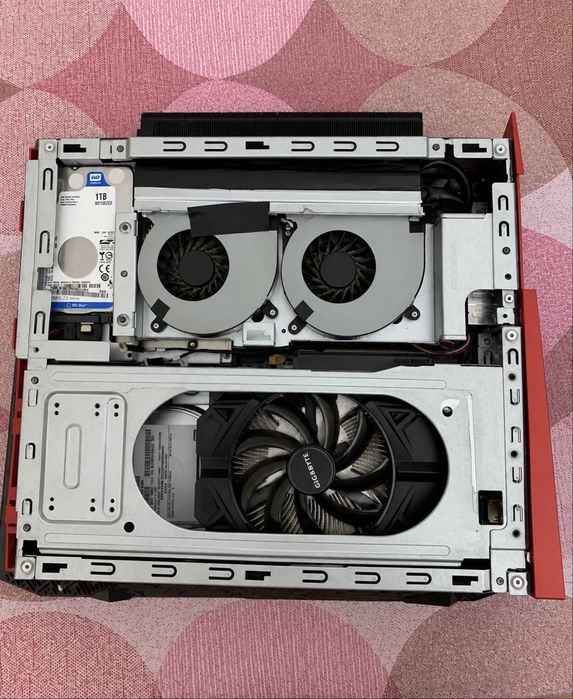 PC GAMER asus rog g20aj