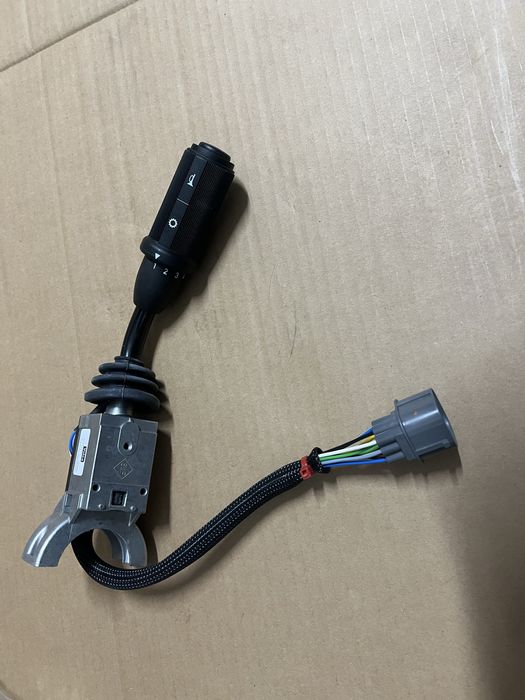 Przełącznik JAZDY PRZÓD/TYŁ Oryginał Nowy 3CX 4CX JCB 701/80298