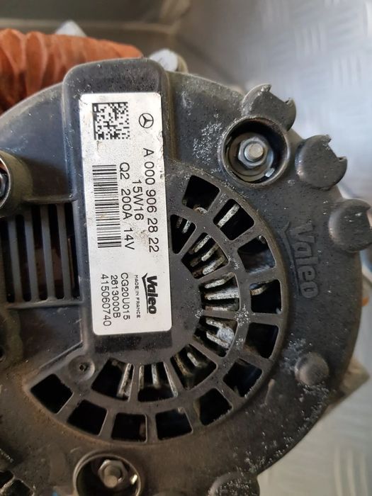 Alternador Mercedes Vários modelos W203 W204 W205 W212 W207 W176 W117