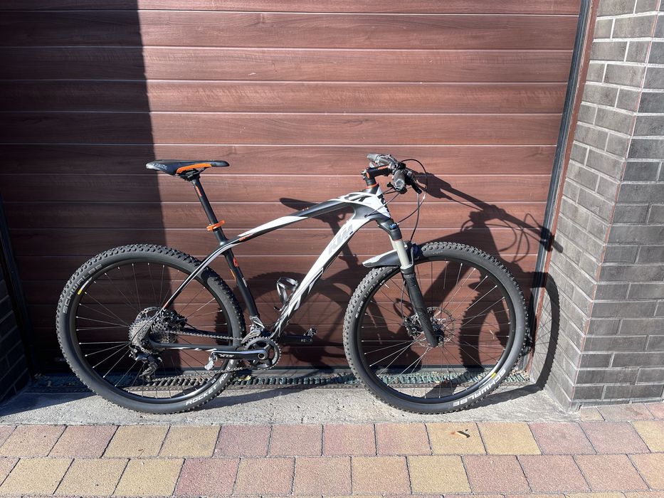 MTB KTM Aera 29 Pro 11s XT – karbonowy hardtail w stanie idealnym