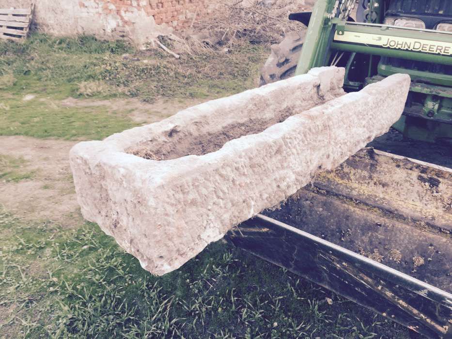 Koryto z piaskowca