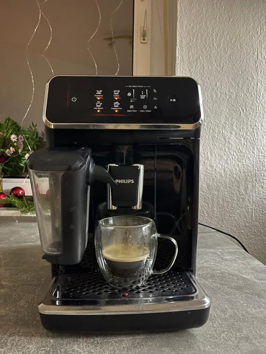 Кофемашина Philips Latte go 2200