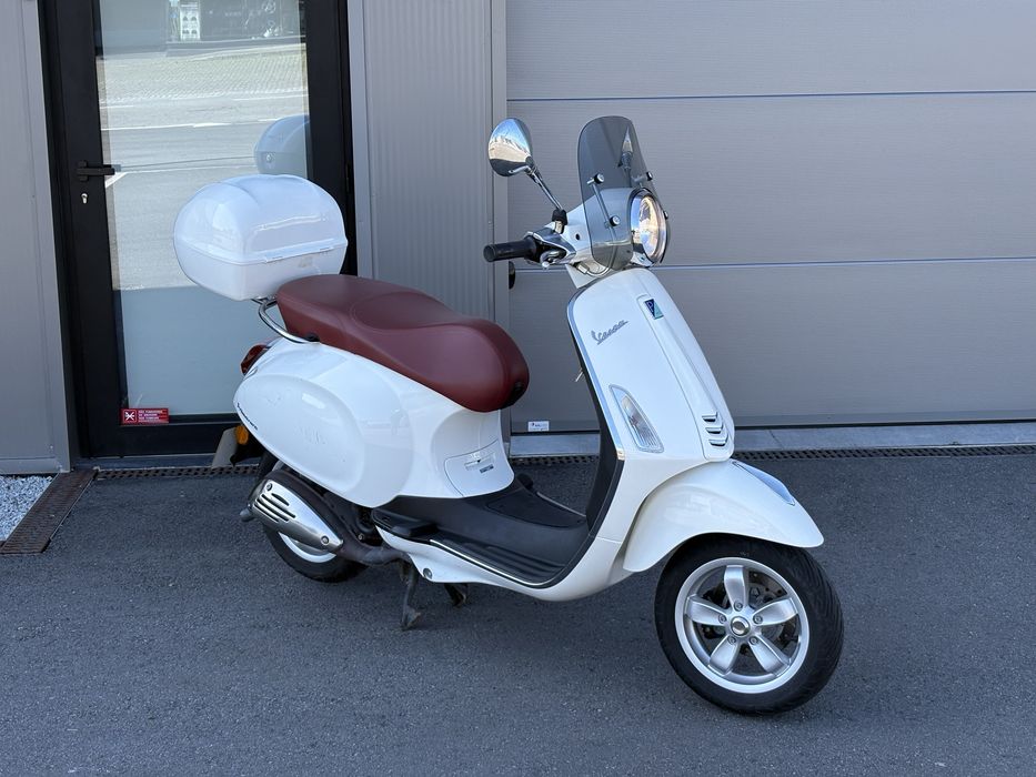 Vespa Primavera 50 2T   ( Para carta AM ou de Ciclomotor )