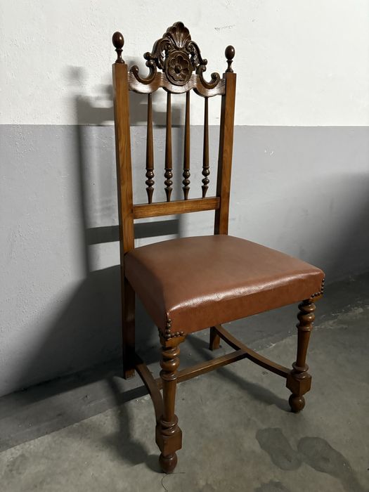 Cadeira madeira e pele vintage