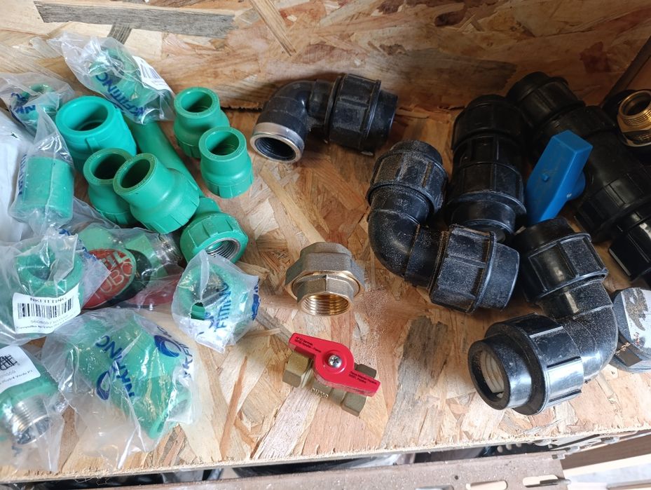 Various construction materials64738119876225123