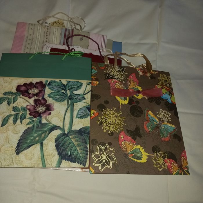 Пакеты подарочны 11 шт разные