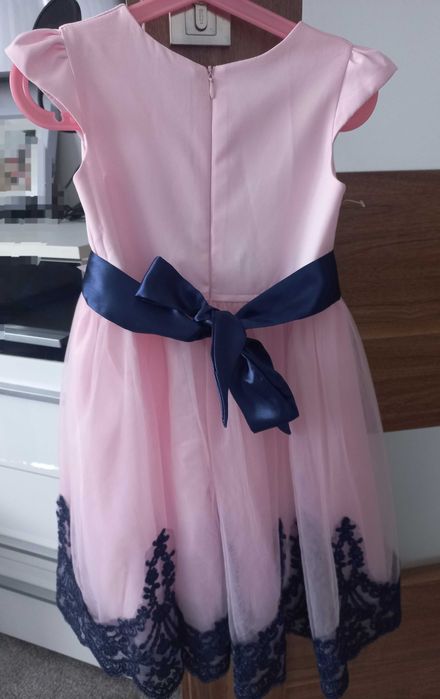 Śliczna Sukienka 116