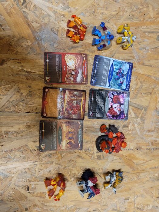 Gormiti figurki karty