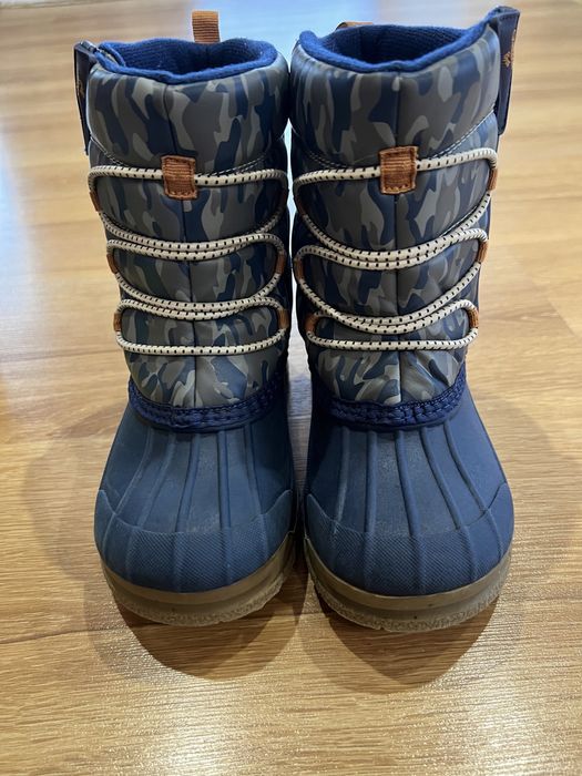 Зимние сапожки Oshkosh