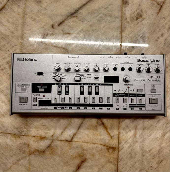 Roland Tb-03 Bass Line