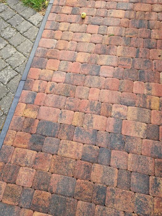 Usługi Brukarskie, montaż ogrodzeń, roboty ziemne oczyszczalnie szamba