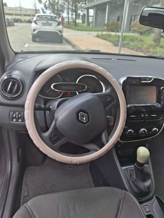 Renault Clio Sport Tourer