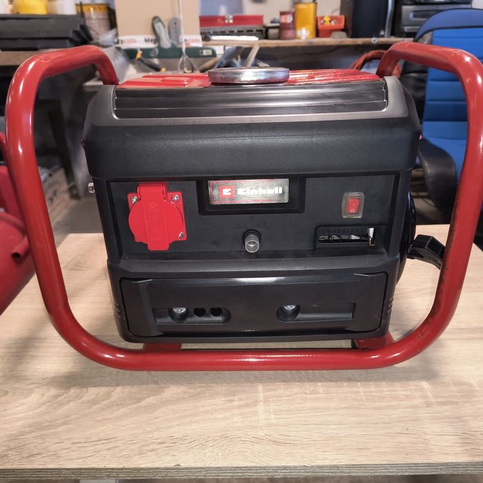 Agregat Prądotwórczy Einhell 680W 230V Czerwony