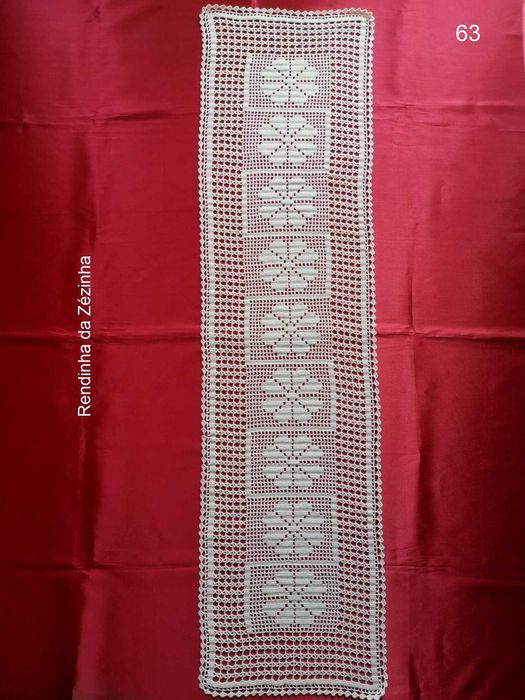 Centro de mesa em crochê artesanal NOVO