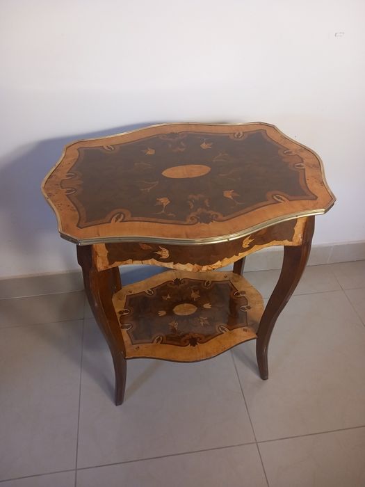 Konsola stoliczek antyk styl Ludwik XV intarsja gięte nóżki mosieżneI