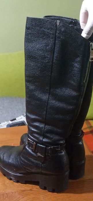 Жіноче взуття б/у