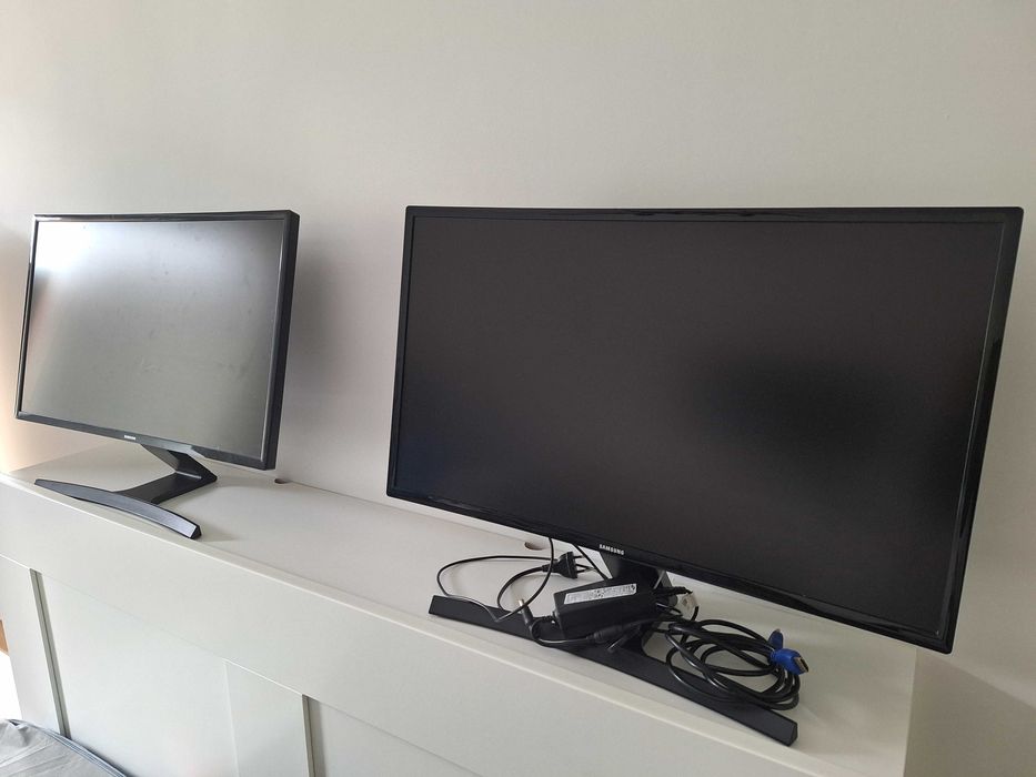 Monitor Samsung 27" Zakrzywiony