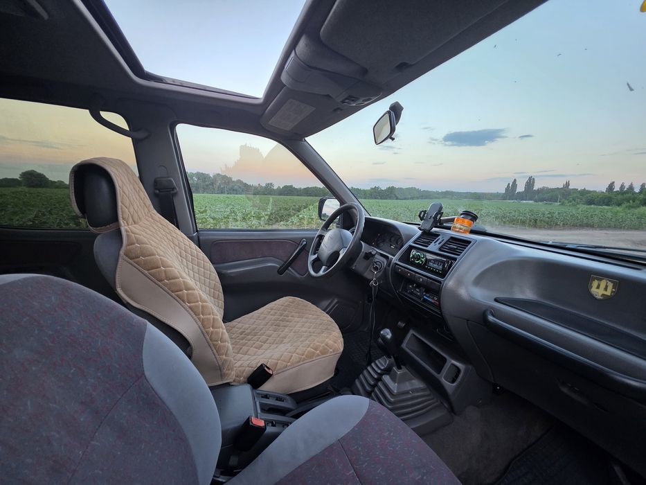 Nissan Terrano 2/2,7TD 4×4