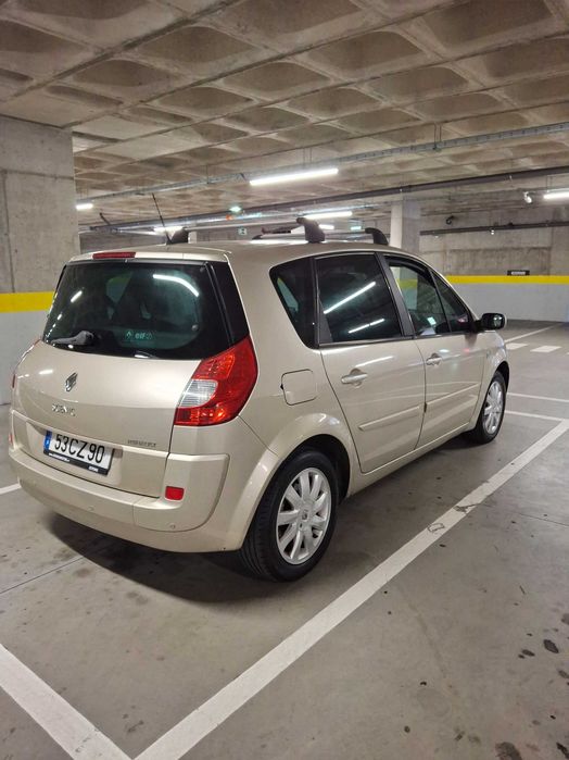 Renault Scénic — fotografia 5