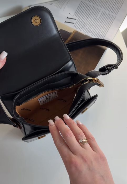 Нова!В білому кольорі!Сумка,сумочка через плече!