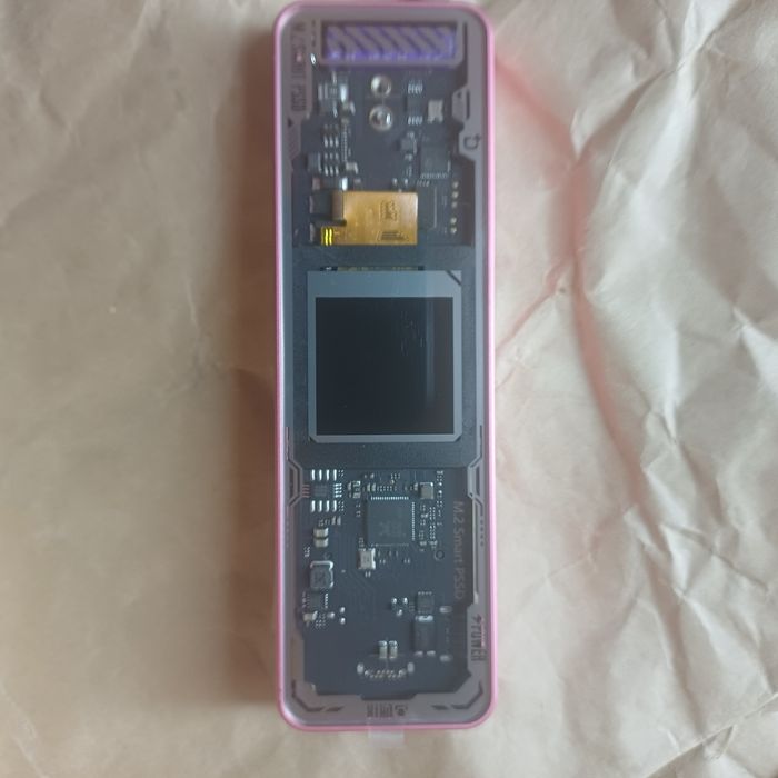 корпус для SSD-накопичувача