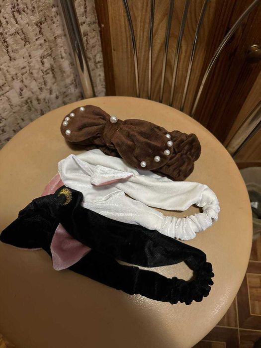 Пов'язки для волосся