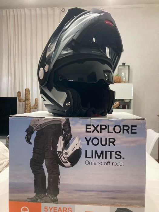 Capacete Schuberth E1 Rival NOVO - Tamanho 54-55