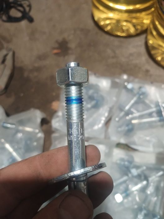 Продам анкера клинові Hilti 12*100