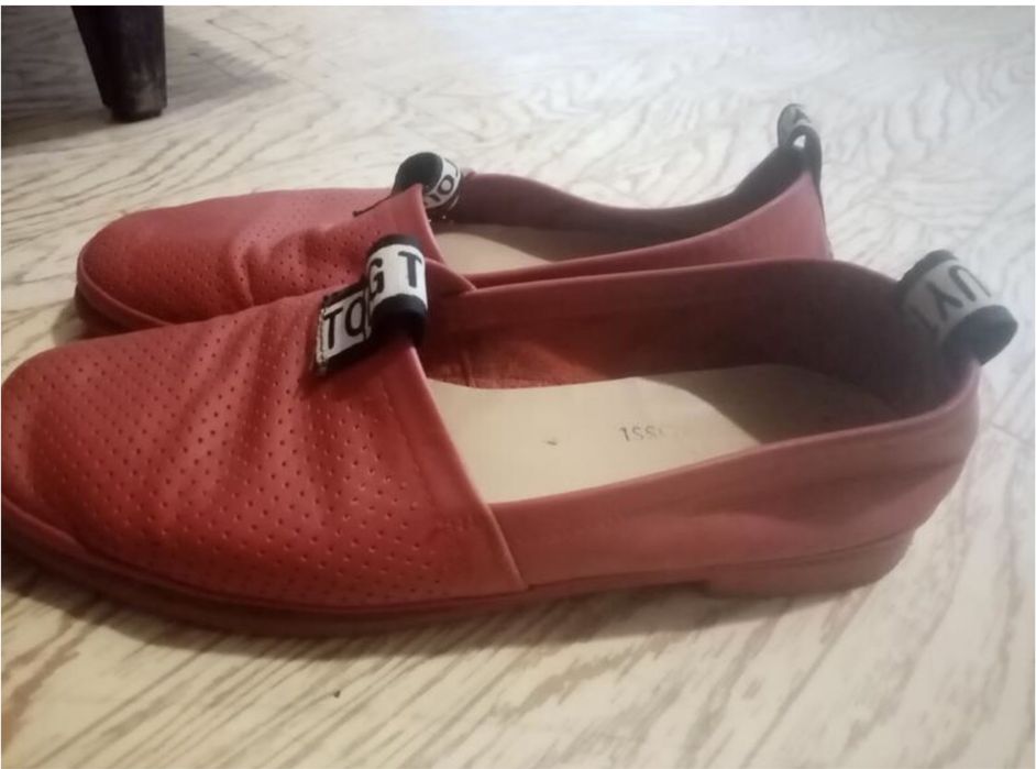 Лоферы ,мокасины