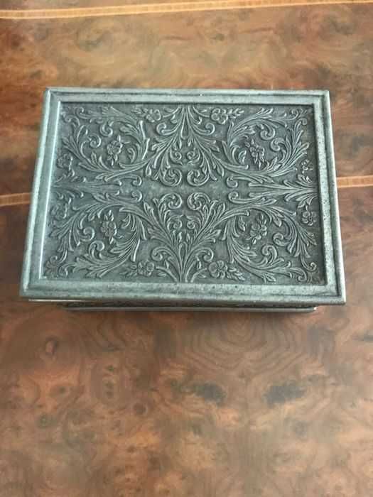 Caixa de decoração e arrumação