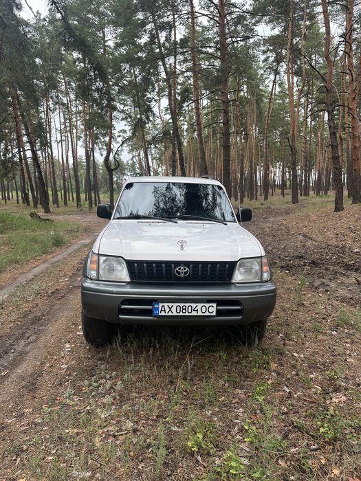 Продам Toyota Land Cruiser Prado 90