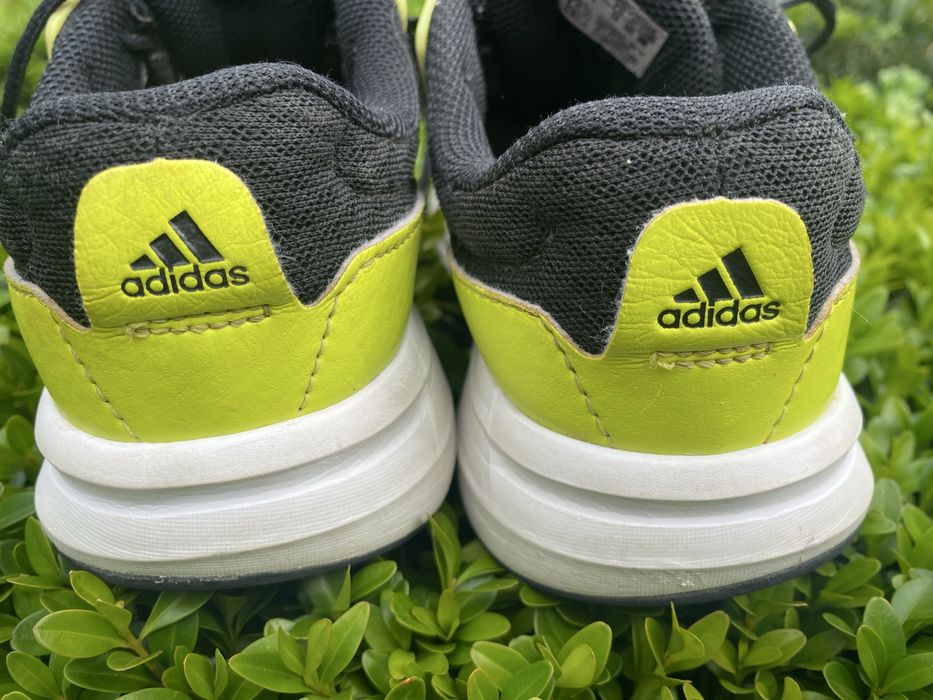 Кросівки адідас 21см устілка