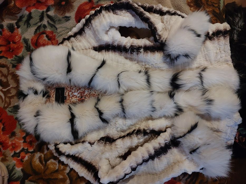 Шуба натуральный песец и бобрик