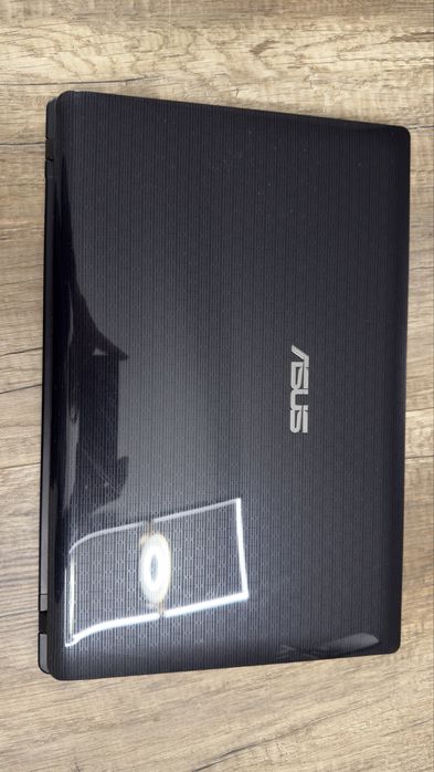 Asus portatil:  I5, 8gb, 512bg ssd, 15”