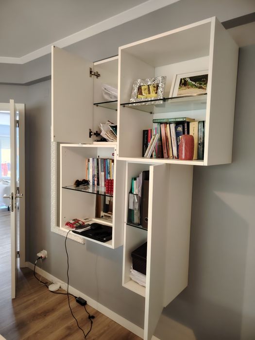 Móvel Suspenso Modular para Sala – Branco Lacado – Excelente Estado