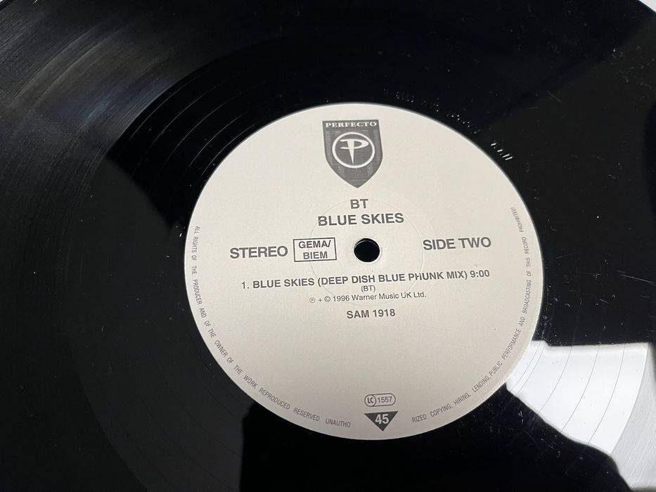 BT – Blue Skies (02) 2 x 12 VG+/Generic Progressive House