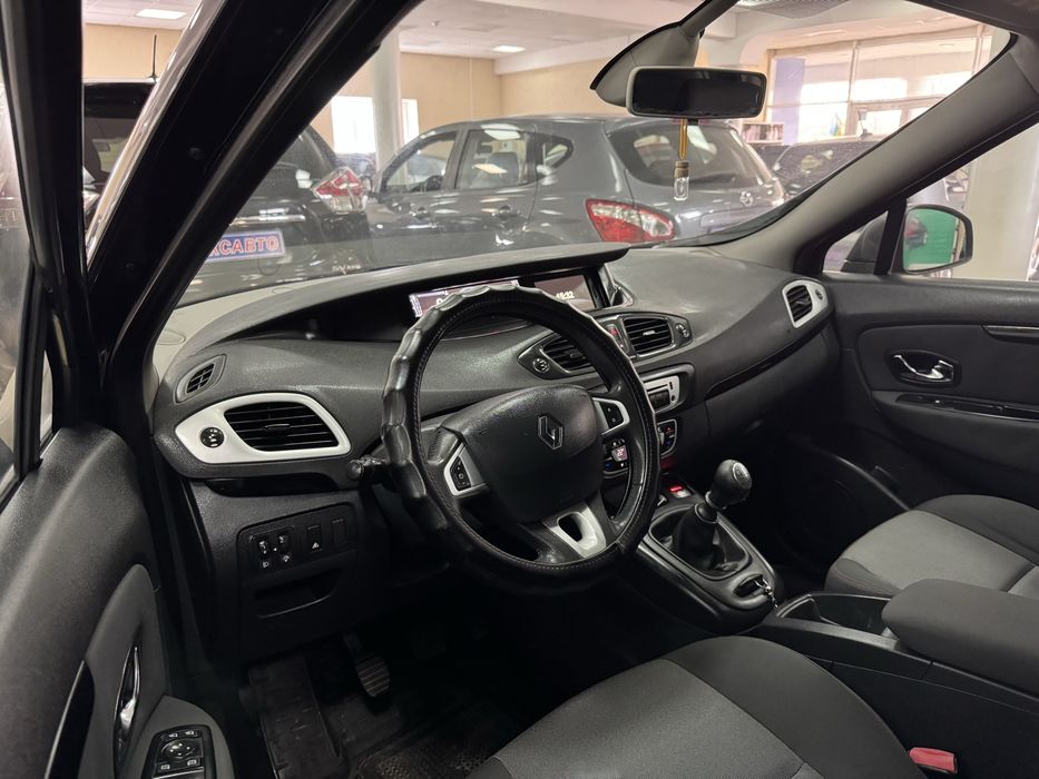 Renault Scenic 1.5dCi 8V 6МКПП 2012 р.в. (110 к.с.)