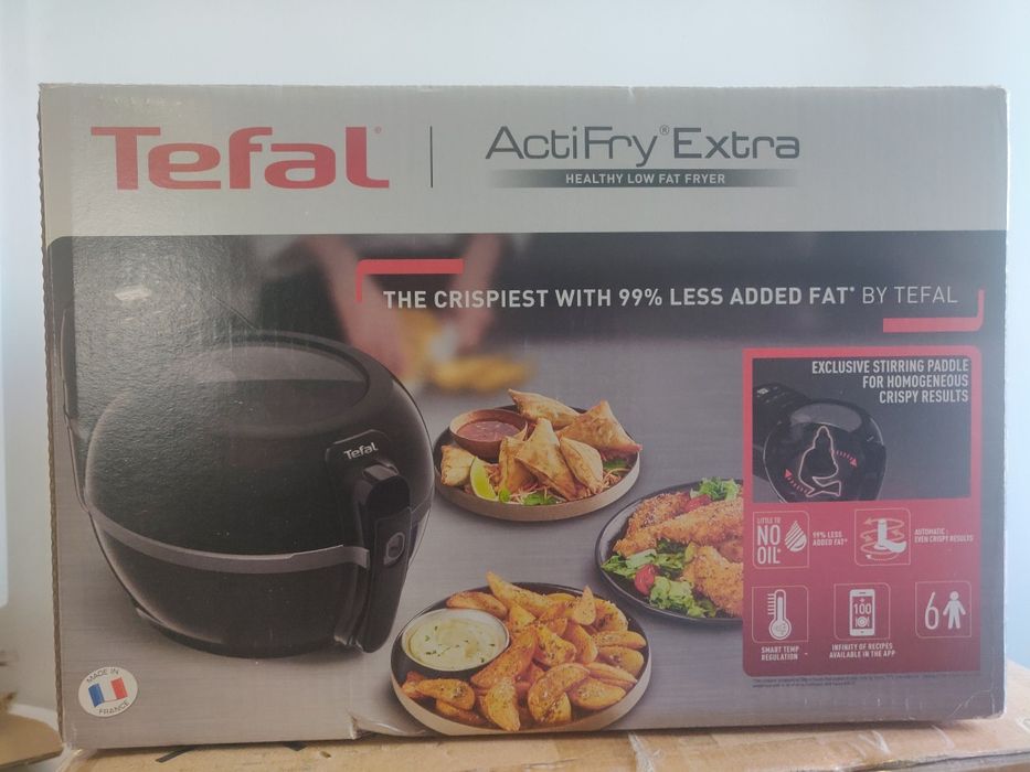 Fritadeira sem óleo Tefal ActiFry Extra preta