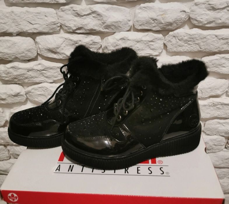 Rieker 37 czarne botki skóra