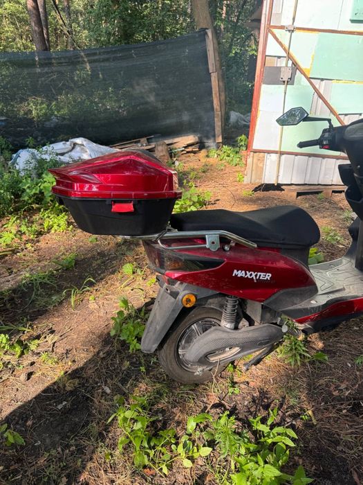 Електроскутер Maxxter lux plus