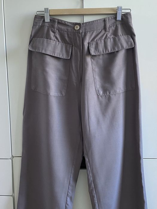 Spodnie materiałowe Vero Moda bojówki cargo pants taupe szare szary brązowe brąz