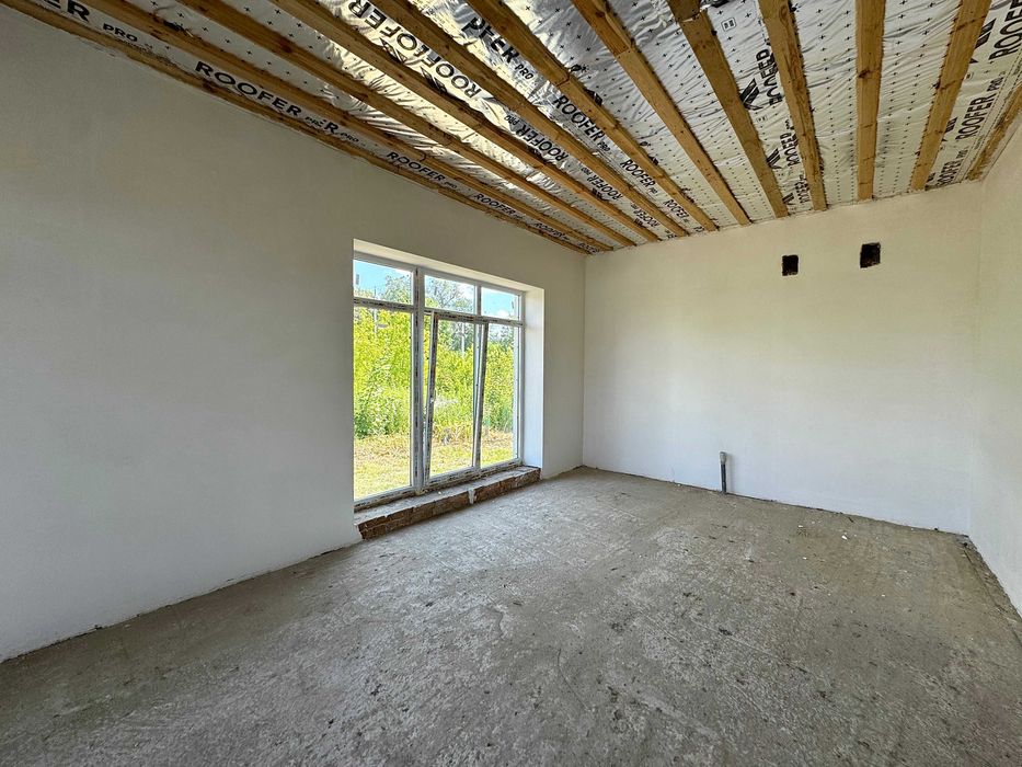 Продам добротну американку з окремим заїздом в районі Авторинку