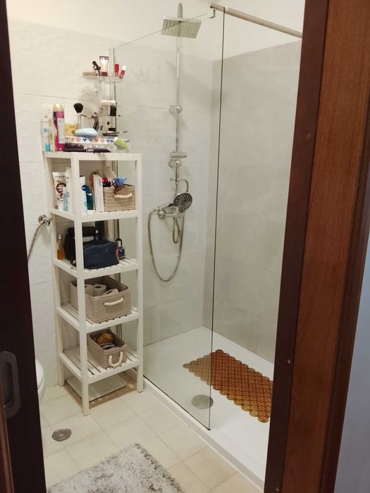 Apartamento T2 com garagem