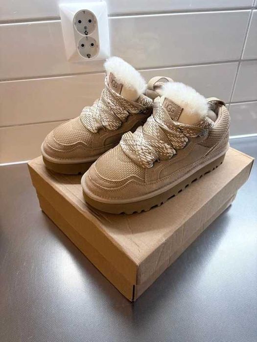 UGG Lowmel Sand r.37