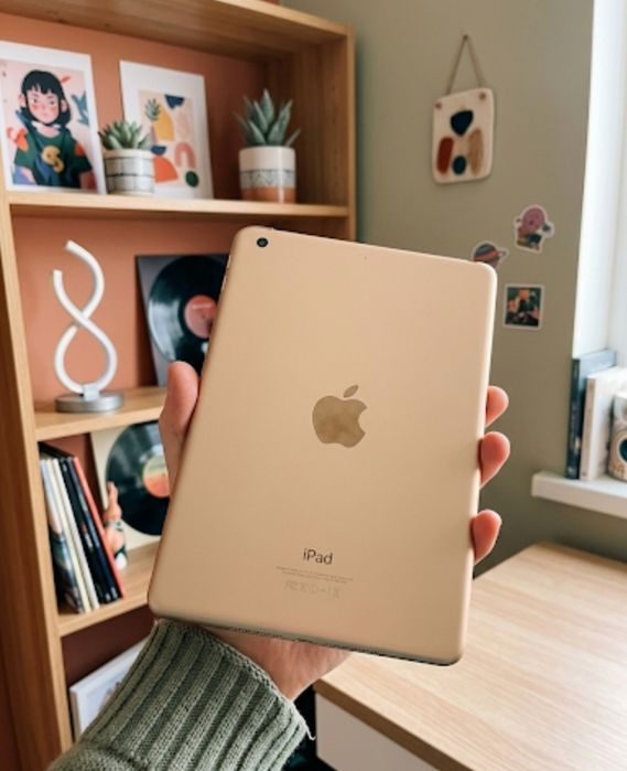 Планшет Apple iPad mini 3 16GB Gold — Стан 9/10 (Повний комплект)