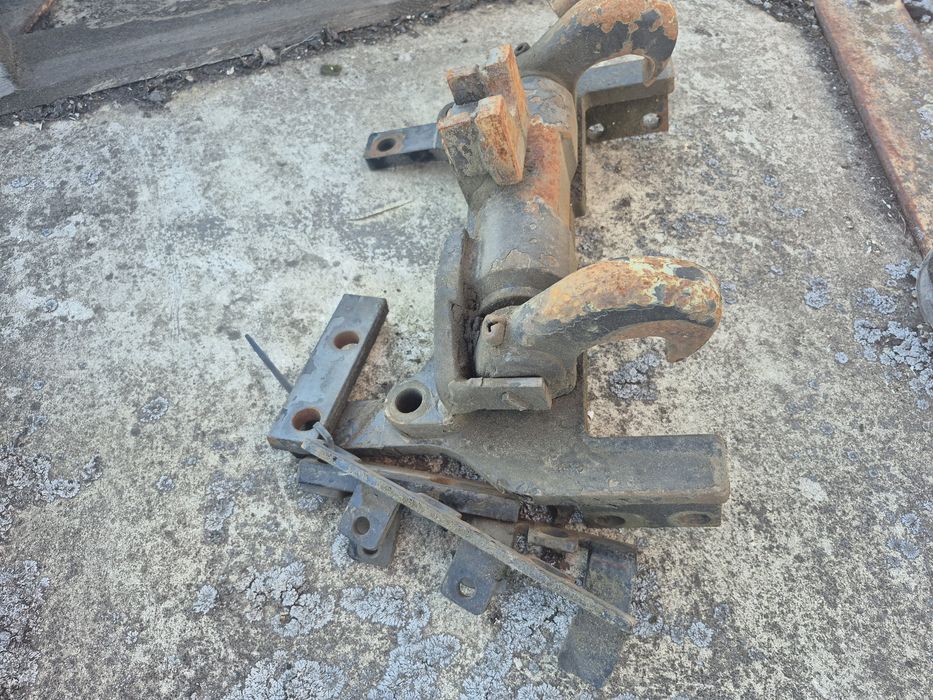 Zaczep dolny Hicz CASE mx 135