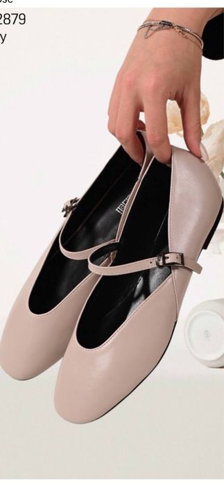 Балетки жіночкі класичні, сіро-бежевого відтінку. Ціна 295грн. Нові