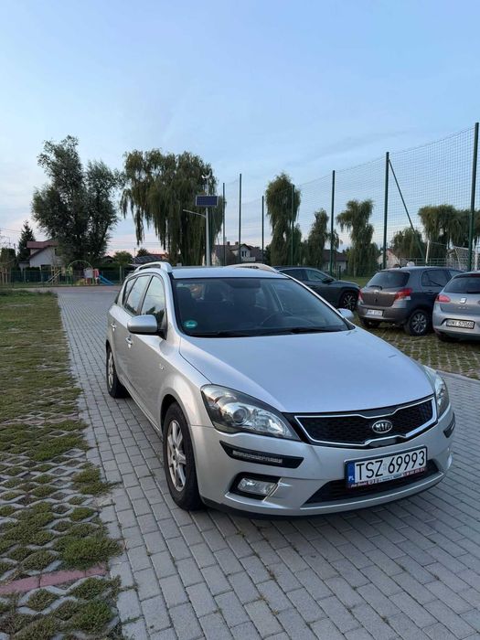Samochody Kia cee'd