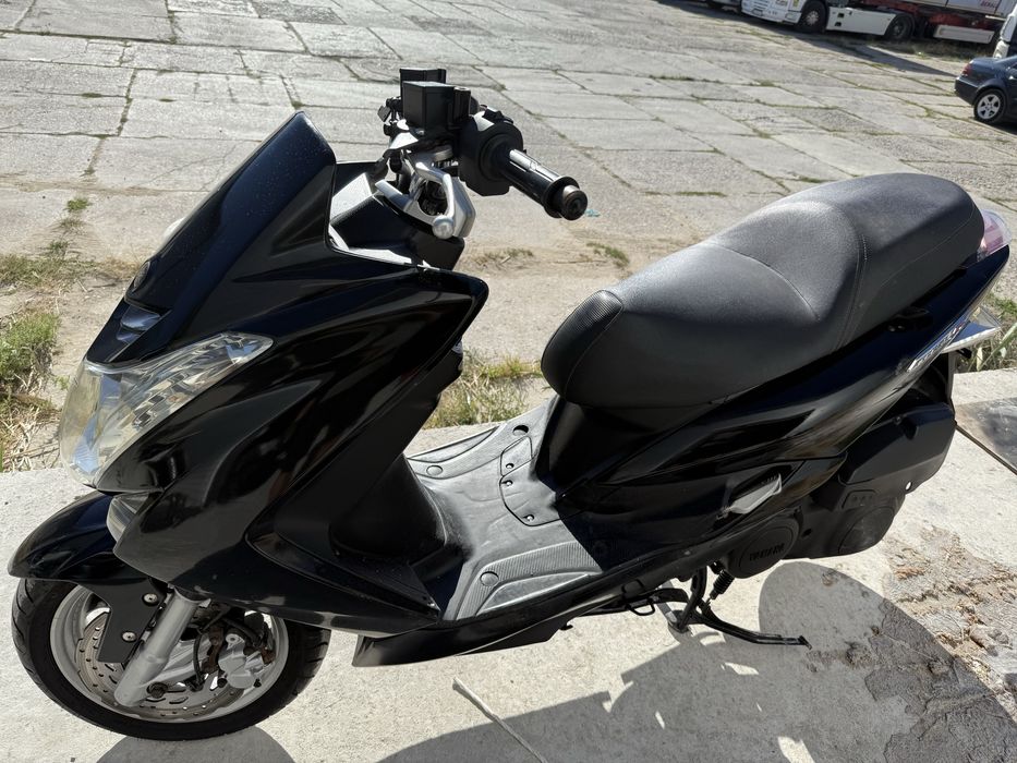 Продам yamaha majesty 155